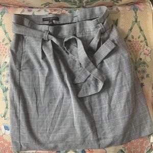 Banana Republic paperbag waist plaid skirt size 0